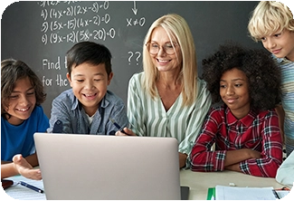 teacher-laptop-small-group